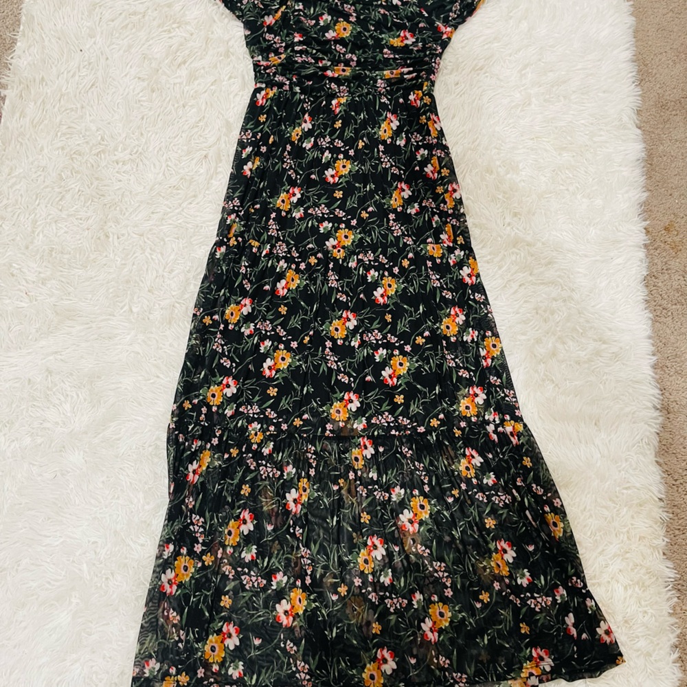 Women dress